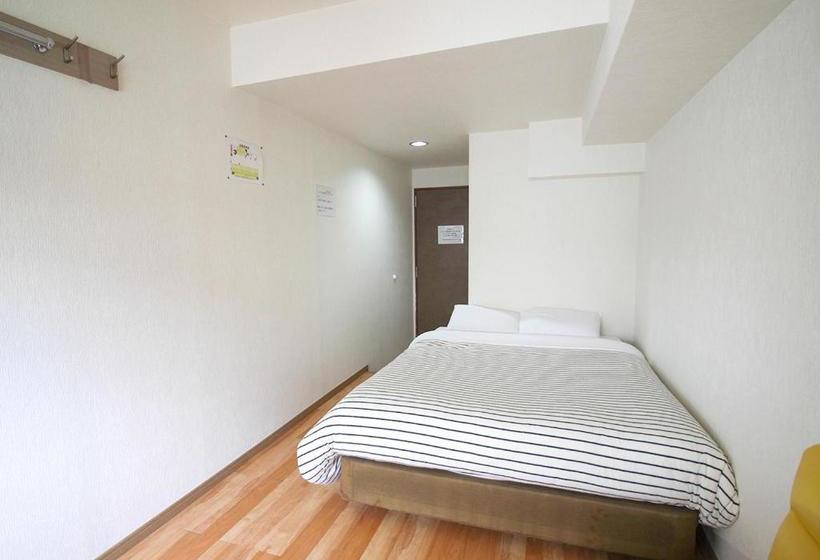 בית מלון כפרי Royal Inn Kikusui