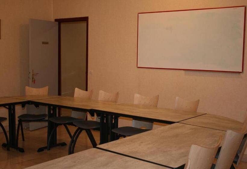 בית מלון כפרי Résidence Universitaire Lanteri