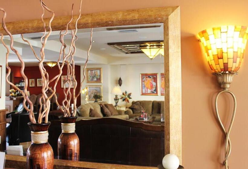 هتل Selestina Boutique