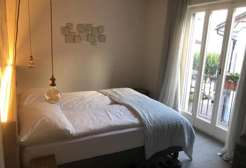 Отель Seven Boutique