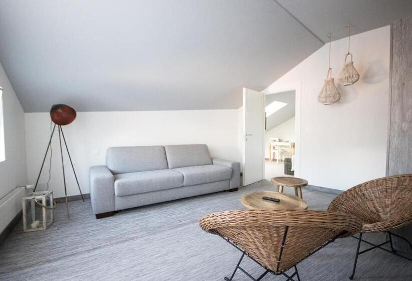 Отель Seven Boutique