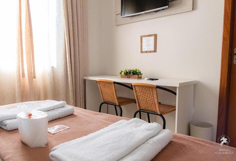 בית מלון כפרי São Jorge