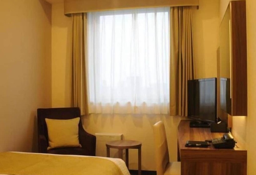 Отель Sunroute Kumagaya Station