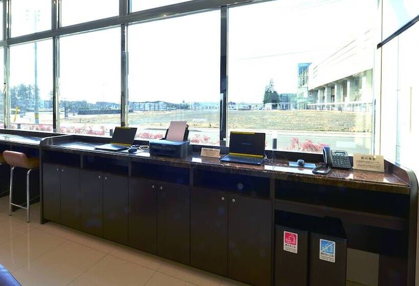 فندق Toyoko Inn Shintakaokaeki Shinkansen Minamiguchi