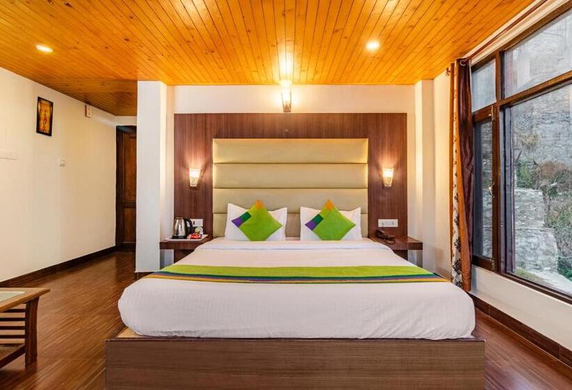 Отель Treebo Snow View Resort Kufri With Mountain View
