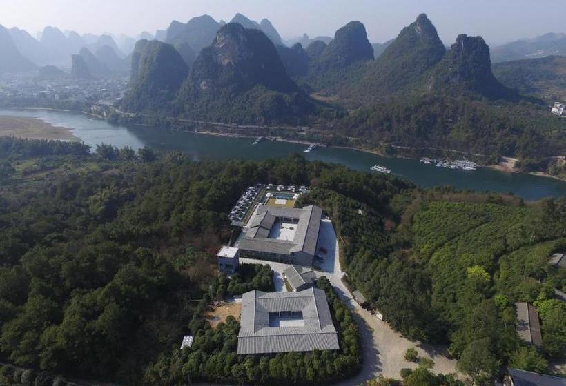 Отель Yangshuo Mountain Top Retreat