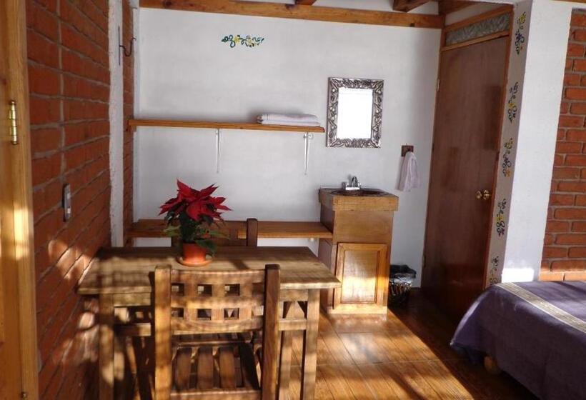 فندق Zirahuén Cuin Habitaciones Rústicas