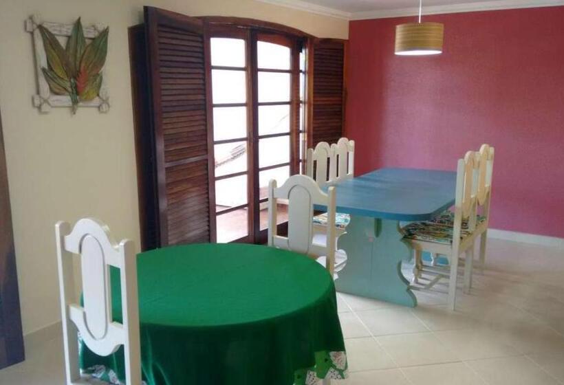 Le Monde Hostel   Suites E Camas