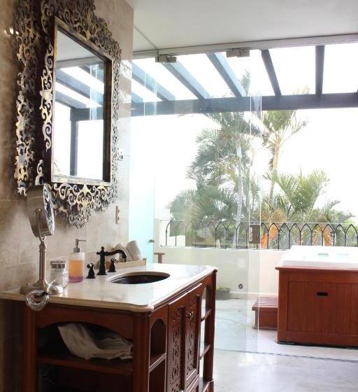 Lindo Ajijic Bed & Breakfast