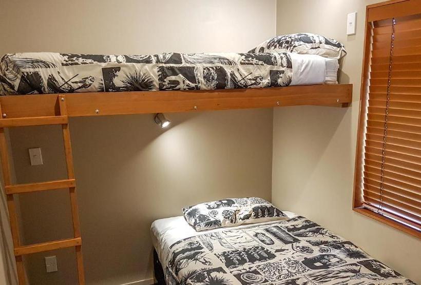 מוטל Tongariro Junction Accommodation