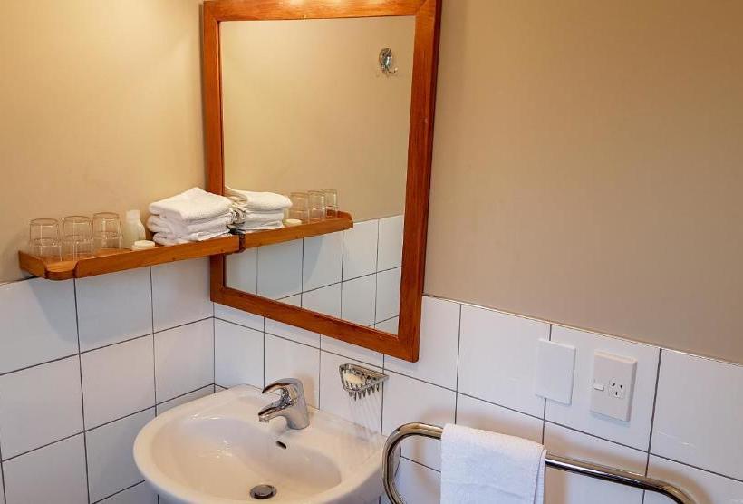 מוטל Tongariro Junction Accommodation