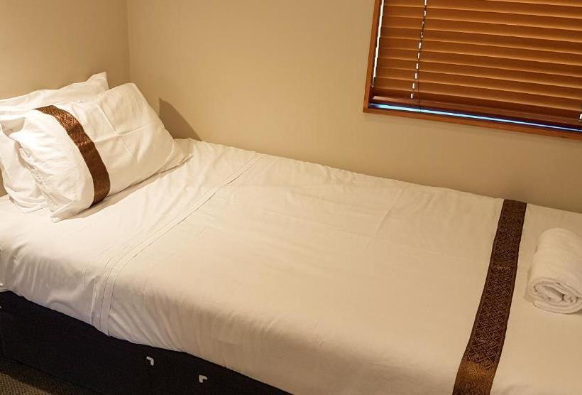 מוטל Tongariro Junction Accommodation