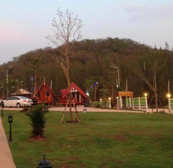 渡假胜地  บ้านเรือนไท มวกเหล็ก Ban Ruenthai Muaklek