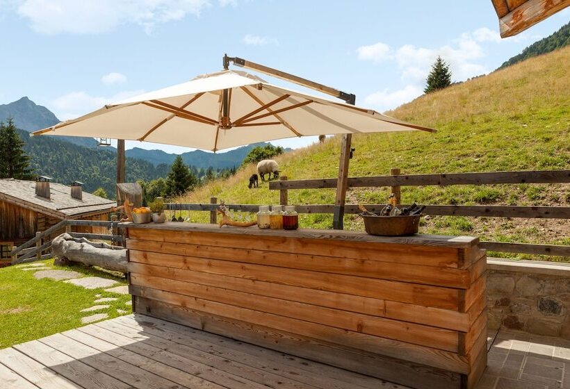 אתר נופש Chalet Hôtel Borgo Eibn Mountain Lodge