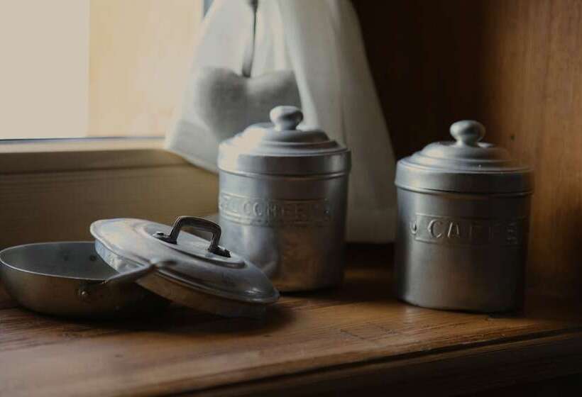 אתר נופש Chalet Hôtel Borgo Eibn Mountain Lodge