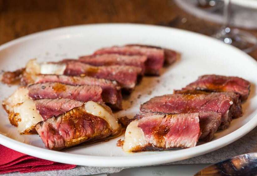 אתר נופש Chalet Hôtel Borgo Eibn Mountain Lodge