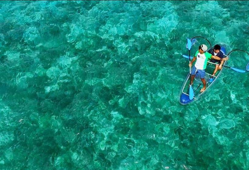 استراحتگاه Pescadores Suites Moalboal