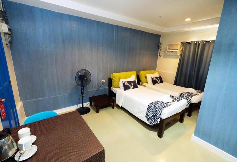 استراحتگاه Pescadores Suites Moalboal