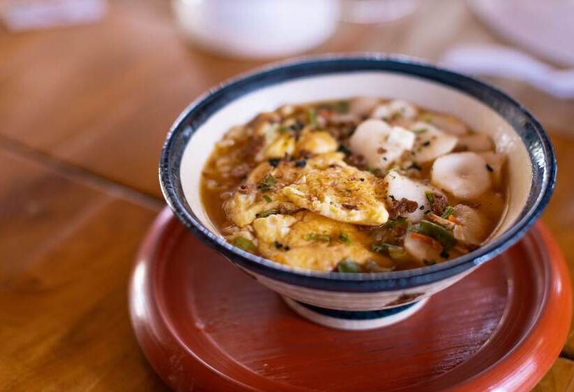 استراحتگاه Pescadores Suites Moalboal