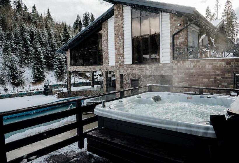 استراحتگاه Westhills Cottage Town & Spa