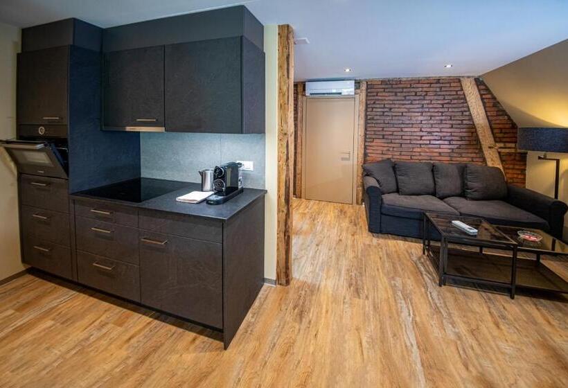 Swiss Inn & Apartments