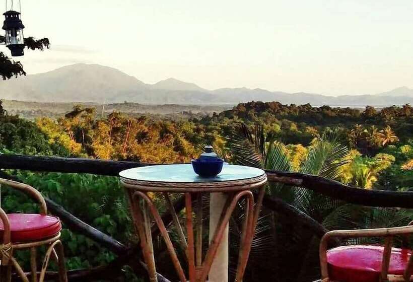 Al Hamra Jungle Resort