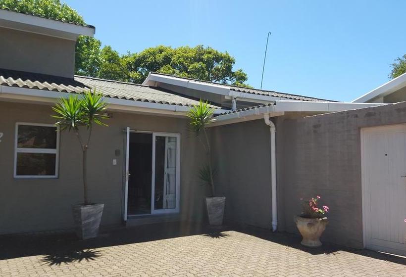 هاستل George Backpackers