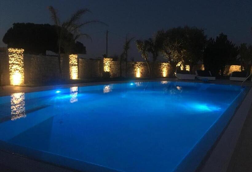 צימר Carone Suite   Charme & Pool