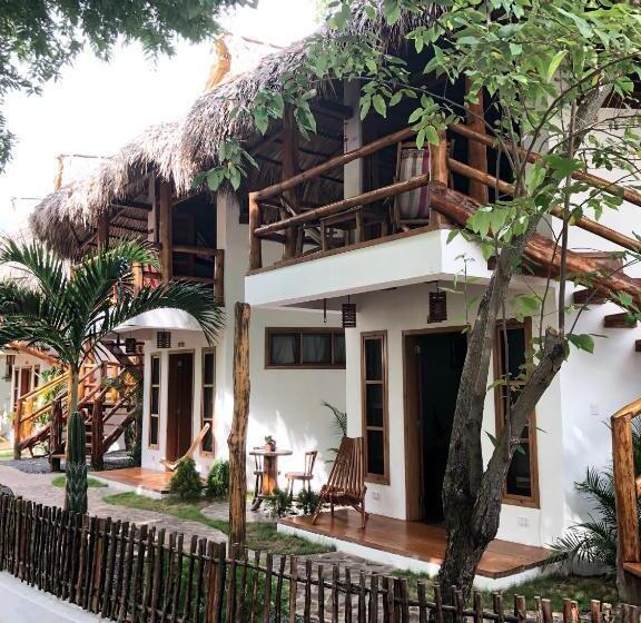 민박 Casitas Pacific