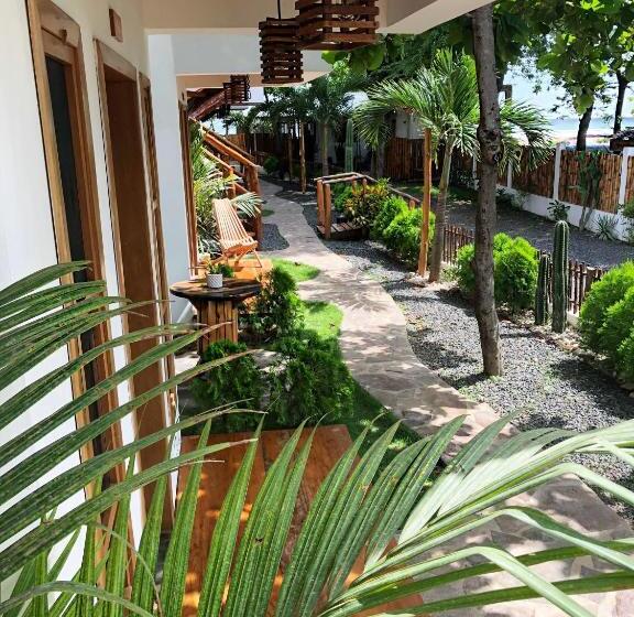 민박 Casitas Pacific