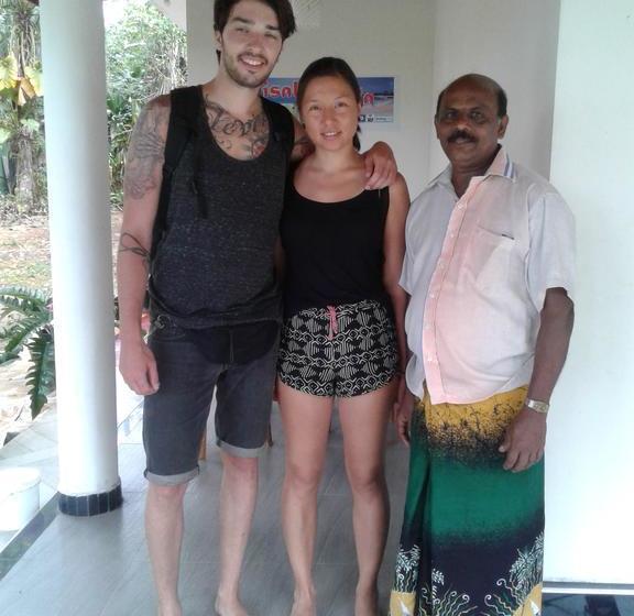 住宿加早餐 Nisala Villa Midigama