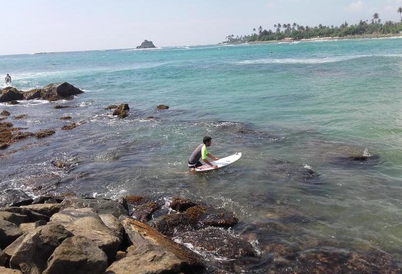 住宿加早餐 Nisala Villa Midigama