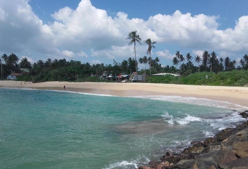 住宿加早餐 Nisala Villa Midigama