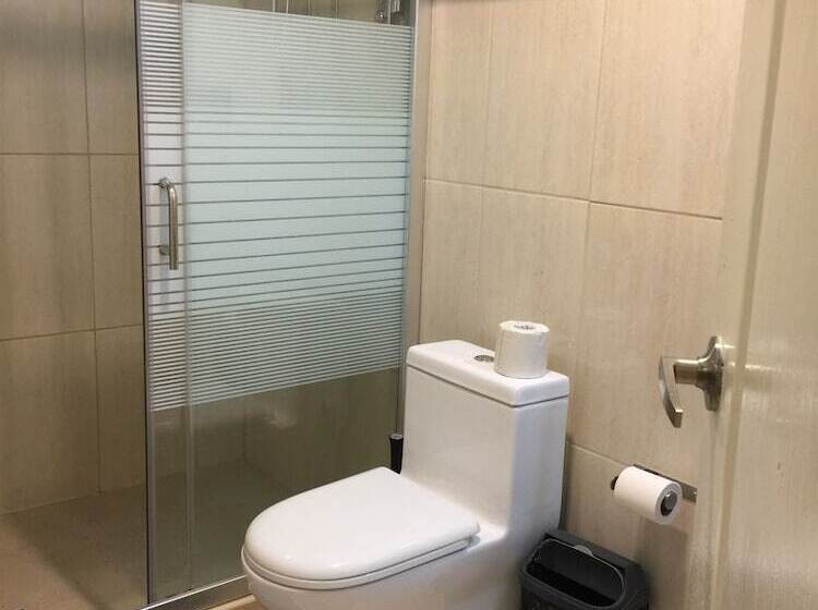 تختخواب و صبحانه The Pier Beach Inn & Suites