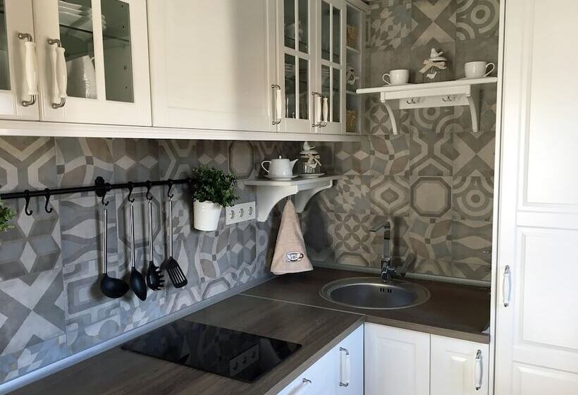 Family Hotel Agoncev