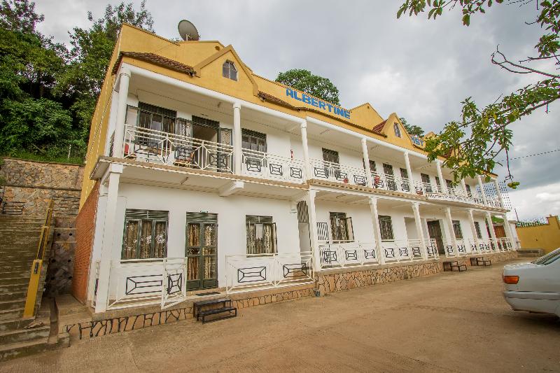 هتل Albertine Tourist Resort