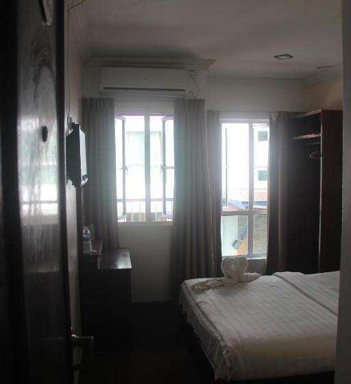 בית מלון כפרי Alonto