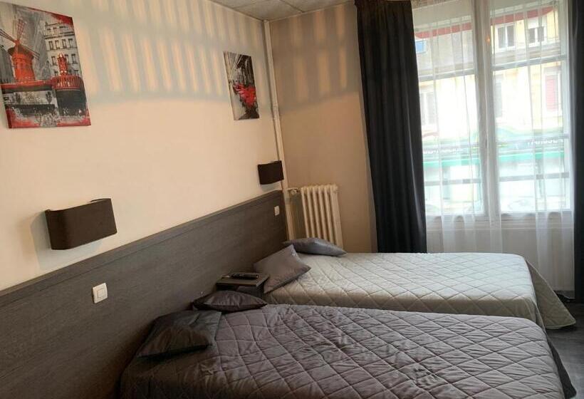 ホテル Au Vieux Puits