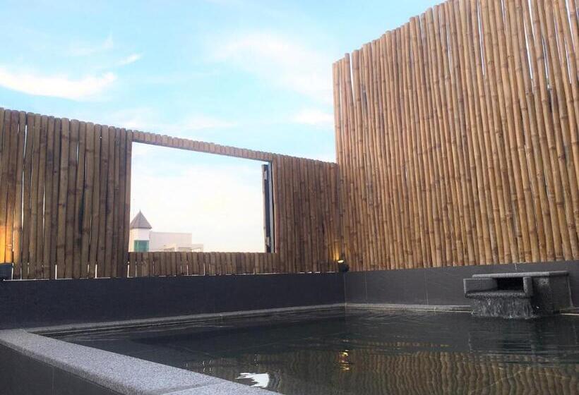 Azumaya Hotel Phnom Penh