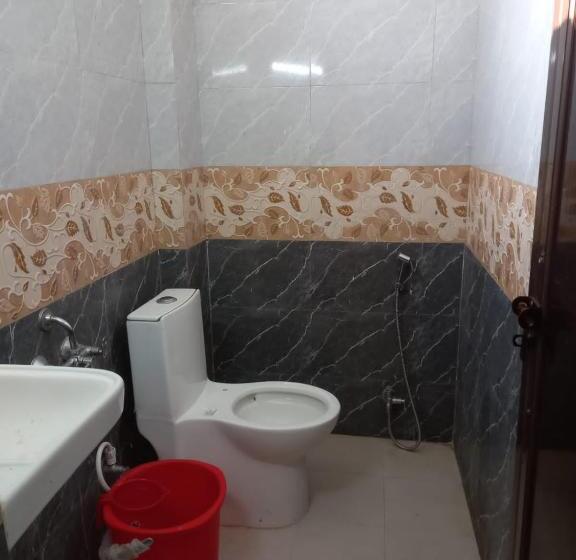 ホテル Budget Friendly Metro Regency