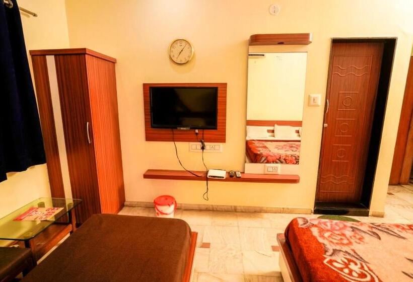 Hotel Bhakti, Rajkot