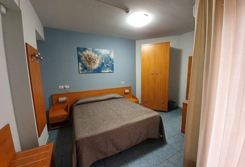 Отель Casale Dei Greci