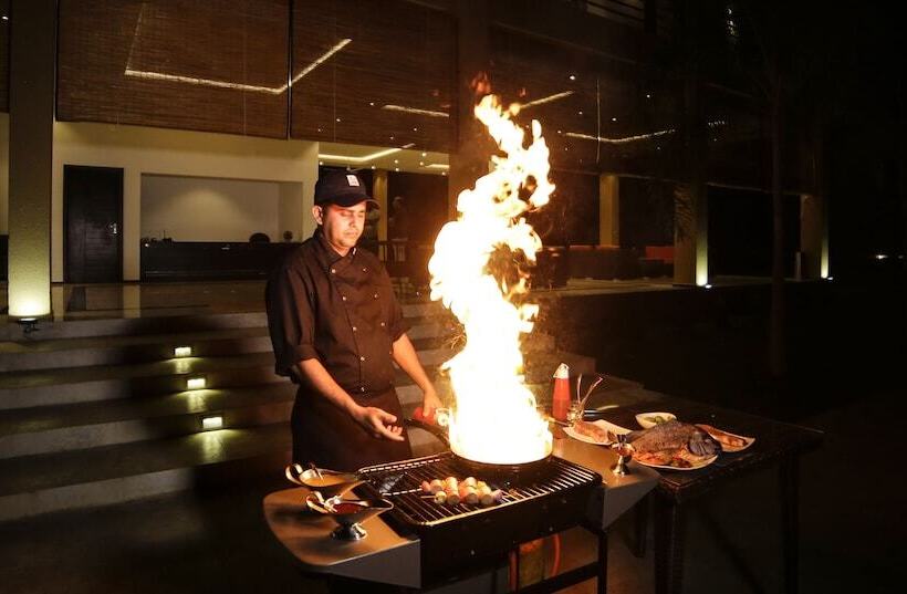 호텔 Cassandra Culture Resort