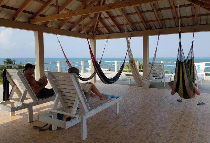 فندق Caye Caulker Beach