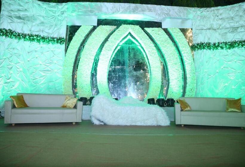 בית מלון כפרי Dhuri Resort