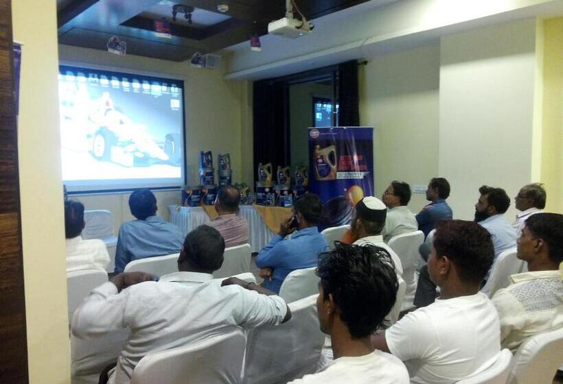 בית מלון כפרי Dhuri Resort