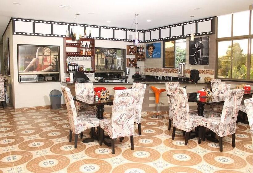 ホテル Hollywood Paradise Zf