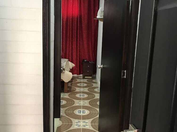 ホテル Hollywood Paradise Zf