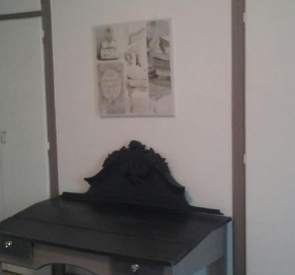 호텔 Hôtel Le Saint Yves