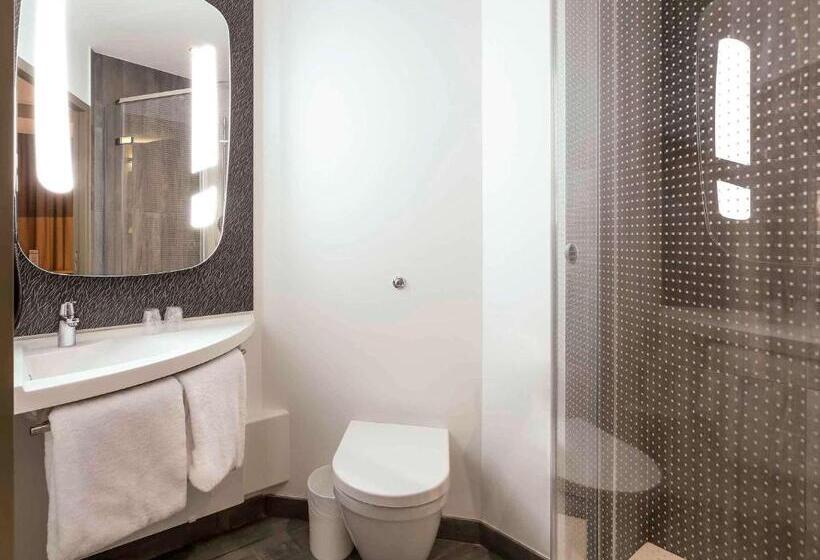 Отель Ibis Niort Est Mendes France